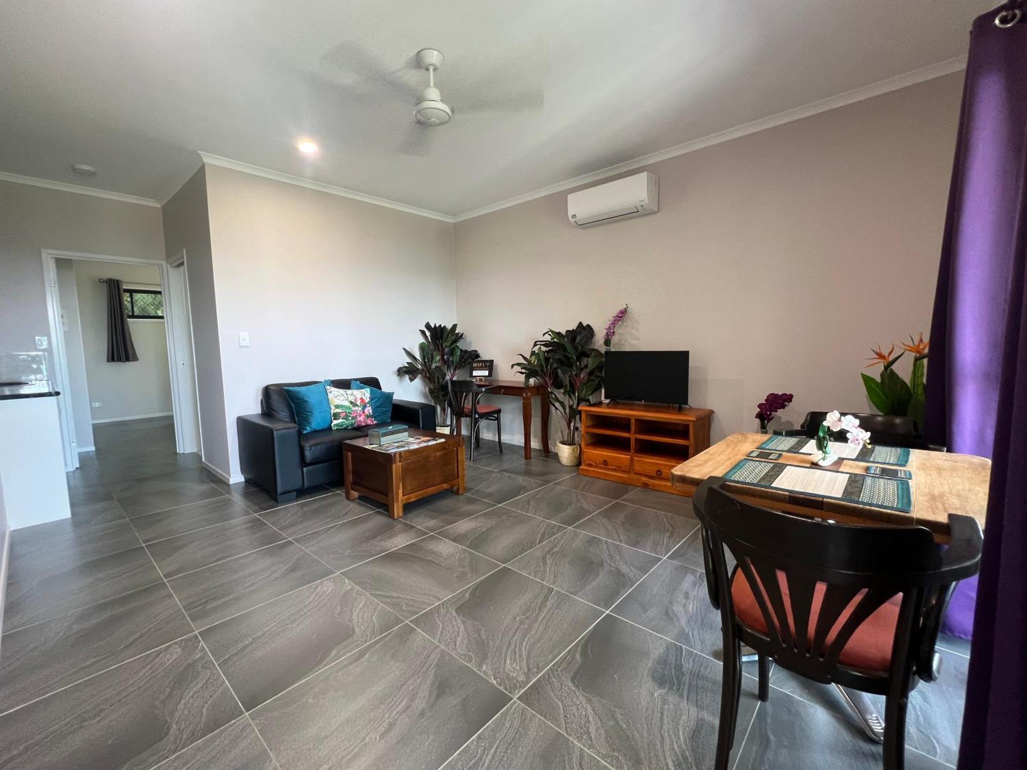 The Orchid Suite - Apartment In Cooktown Buitenkant foto