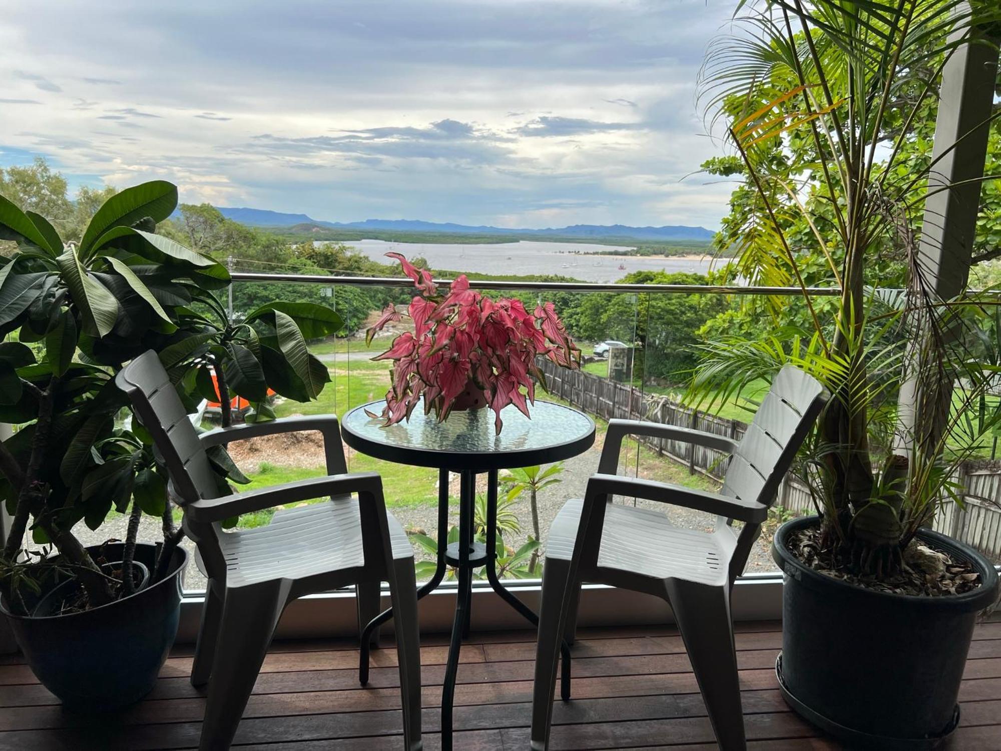 The Orchid Suite - Apartment In Cooktown Buitenkant foto