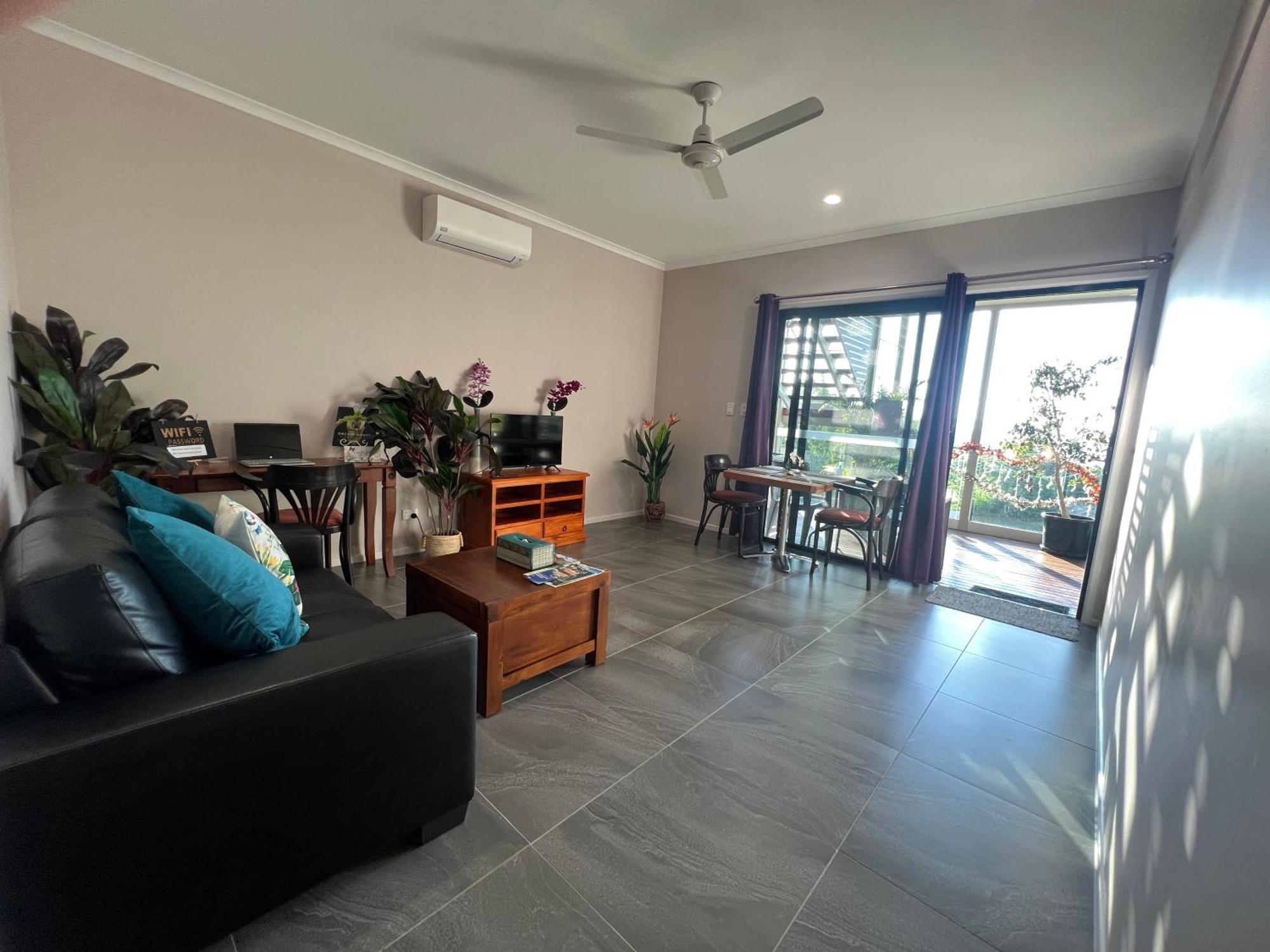 The Orchid Suite - Apartment In Cooktown Buitenkant foto